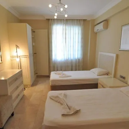 Апартаменты Gold City Luxury1
